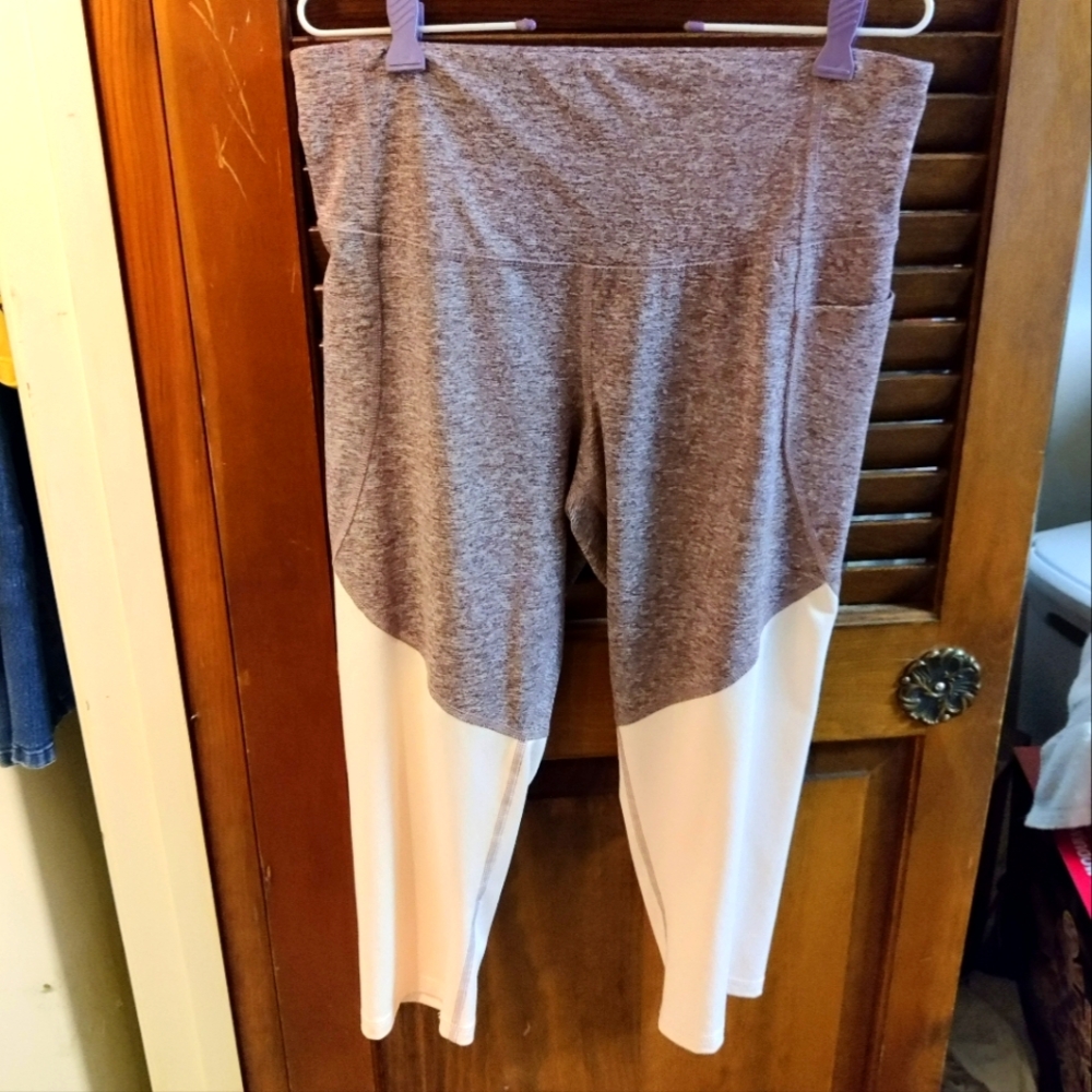 Champion Women's Large Gradient High-Waist Leggings Purple and Cream w/P…